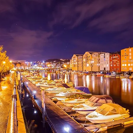 Big And Bright Resting Place 아파트 *