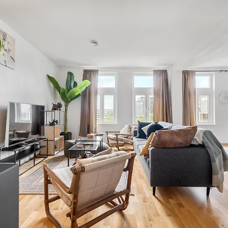 아파트 Big And Bright Resting Place *