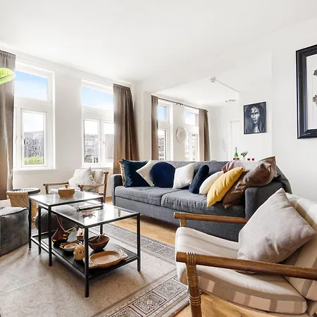 Big And Bright Resting Place *