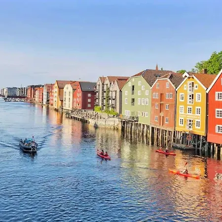 Big And Bright Resting Place Apartment *