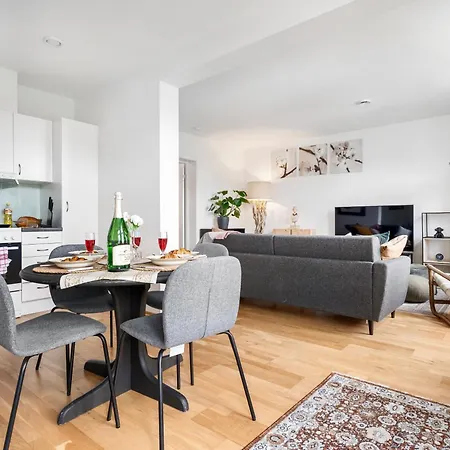 Apartment Big And Bright Resting Place